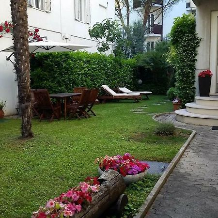 A Casa Di Clo Pesaro Bagian luar foto