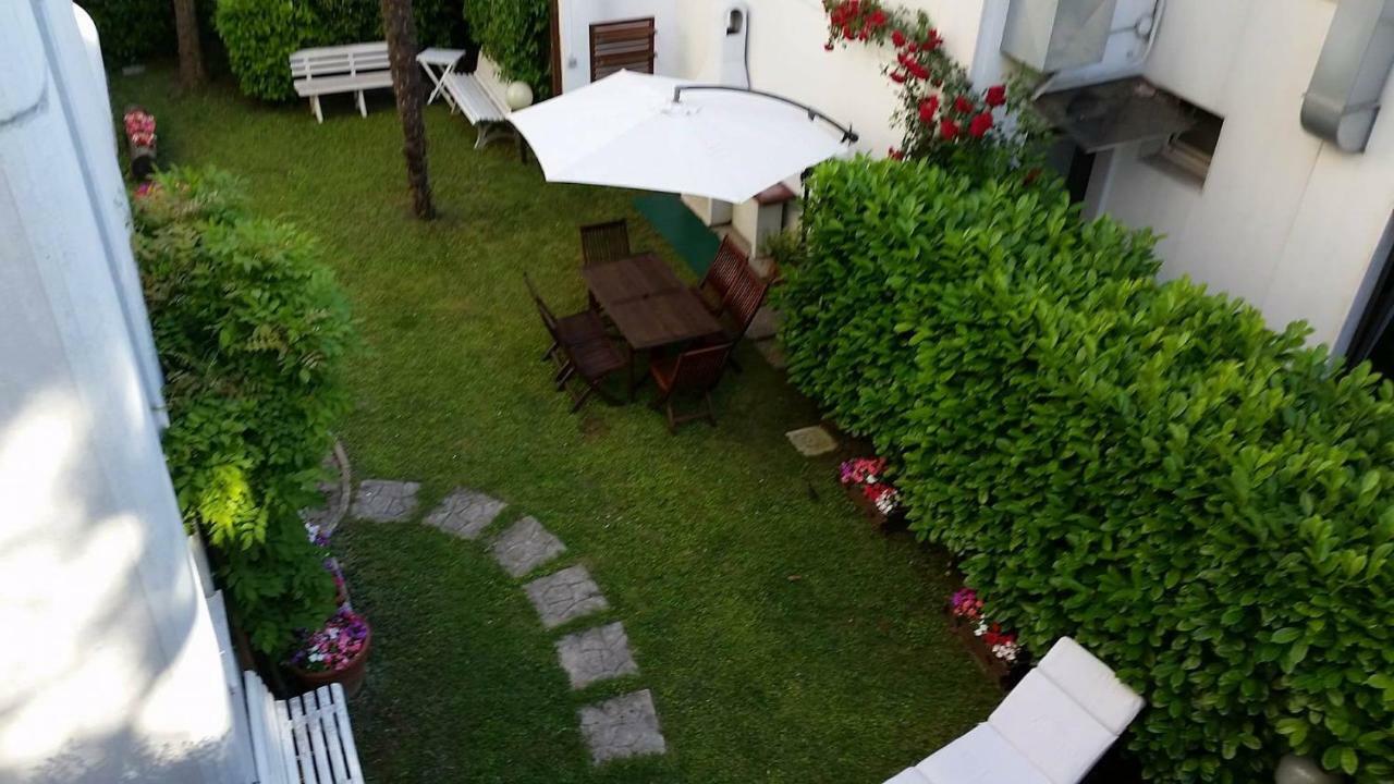 A Casa Di Clo Pesaro Bagian luar foto