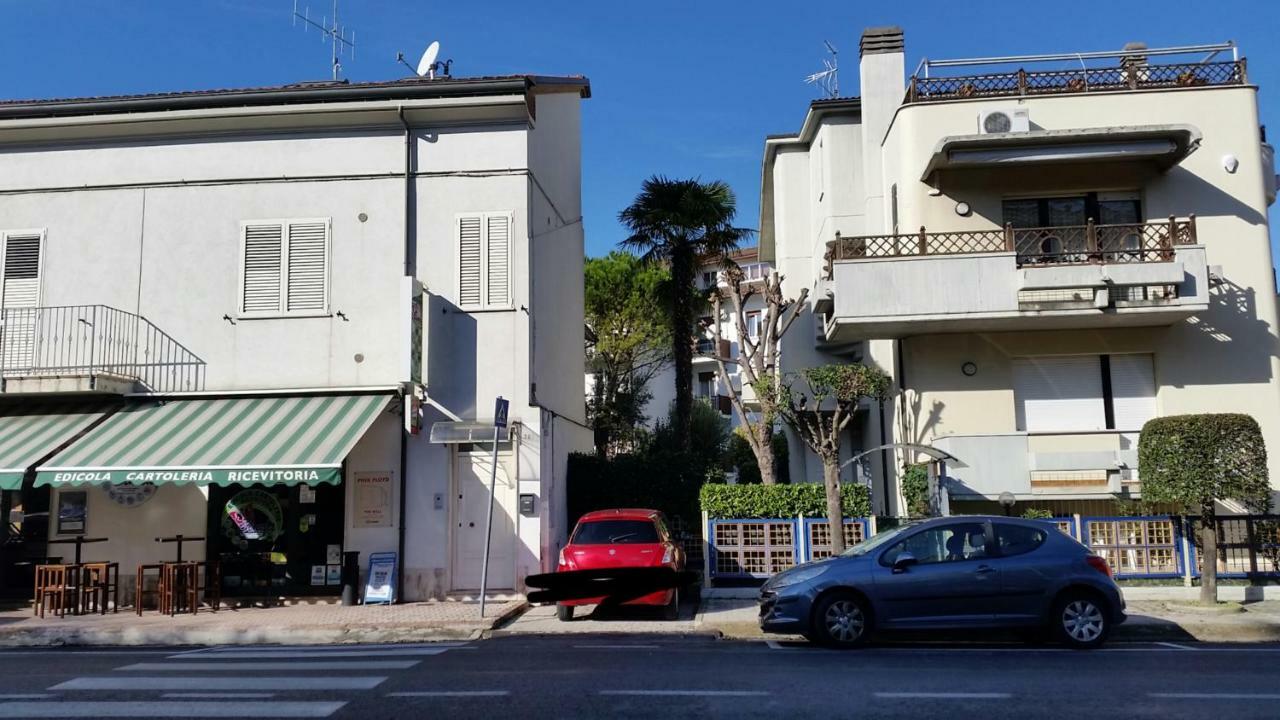 A Casa Di Clo Pesaro Bagian luar foto