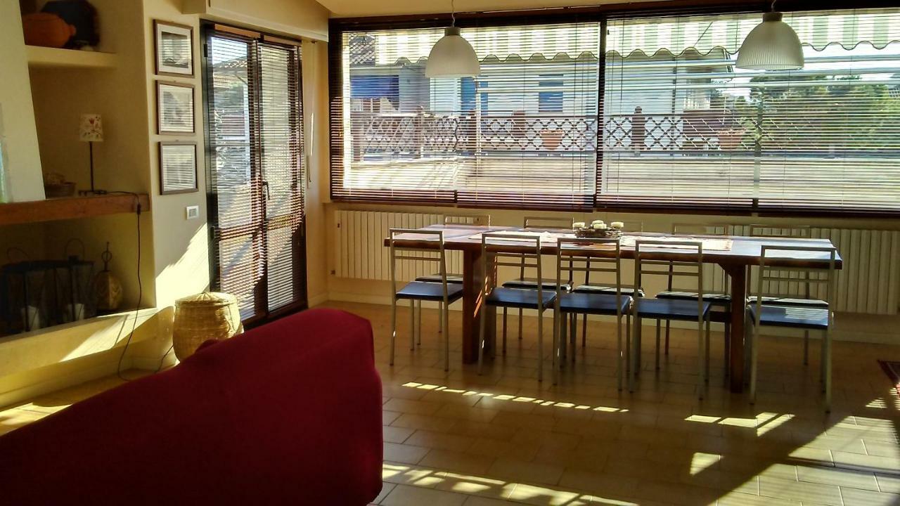 A Casa Di Clo Pesaro Bagian luar foto